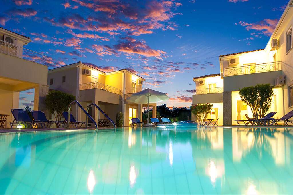 exterior-of-a-greek-resort-Q37GVGR.jpg