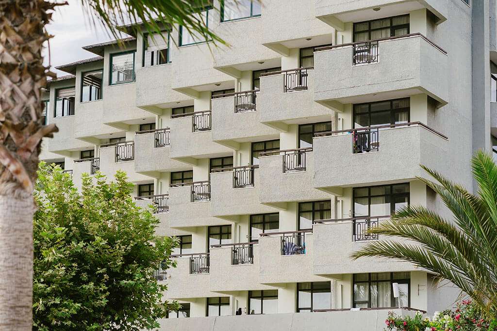 modern-building-texture-2SC27QP.jpg